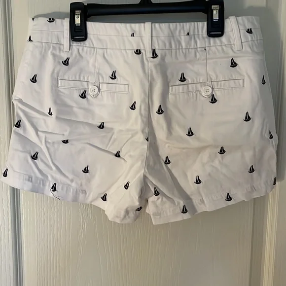 Sailboat shorts, size 6 - Picture 2 of 2